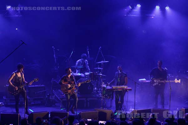 LOCAL NATIVES - 2010-11-06 - PARIS - La Cigale - 